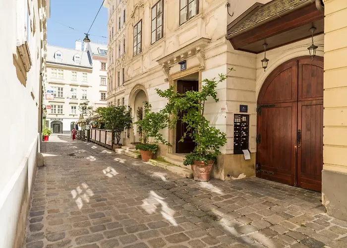 Stephansdom Premium Apartments